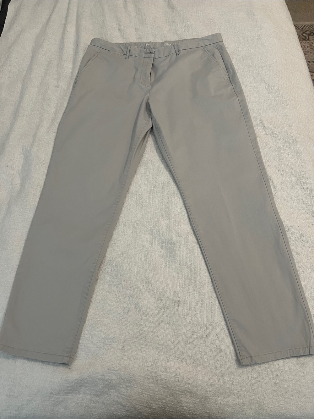 GAP Women’s Gray Broke-in Strait Leg Khaki Pants Sz 14 NWOT